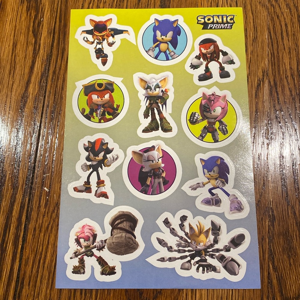 Sonic the Hedgehog sticker sheet - 11 stickers total